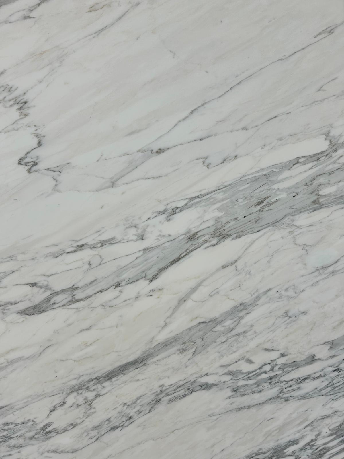 Calacatta Gold G692 (Honed) 2CM