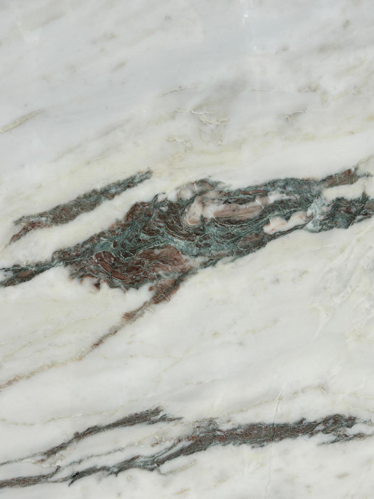 Calacatta Viola (Diagonal) 2CM